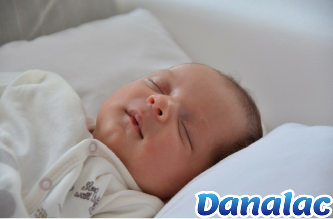 infant Formula baby sleeping